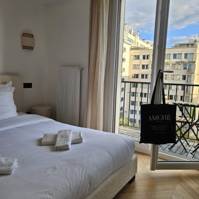 AMICHÈ - Hotelroom Parijs - Projectmanagement